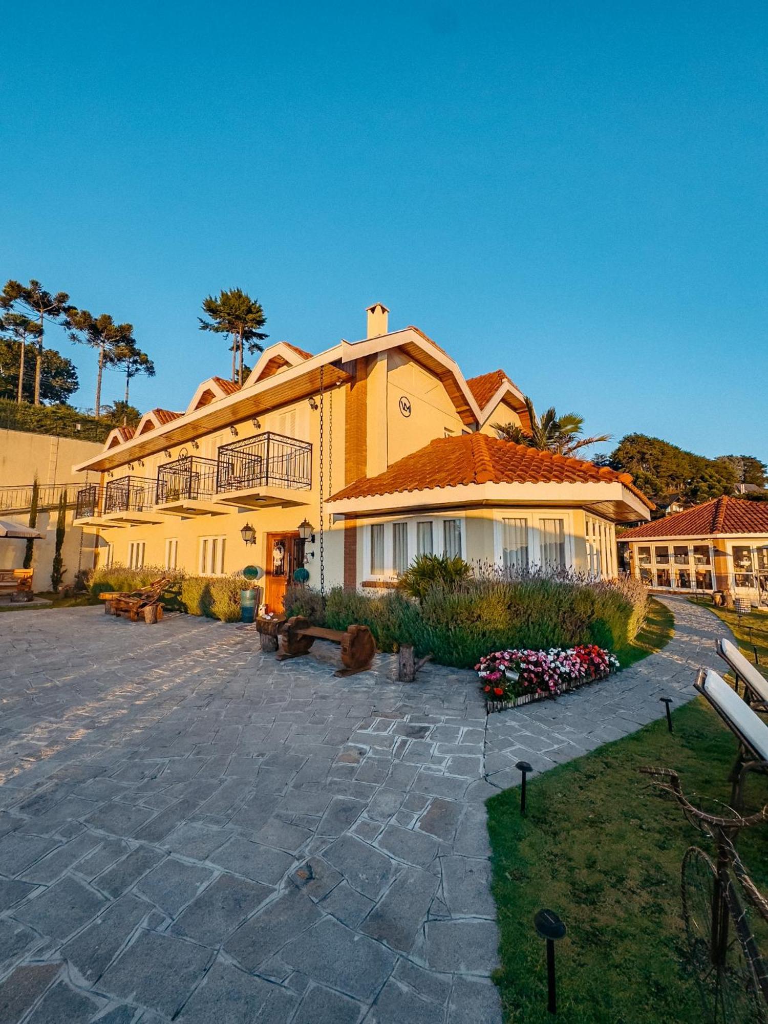 Pousada Ville Le Mont - Campos do Jordão Екстериор снимка